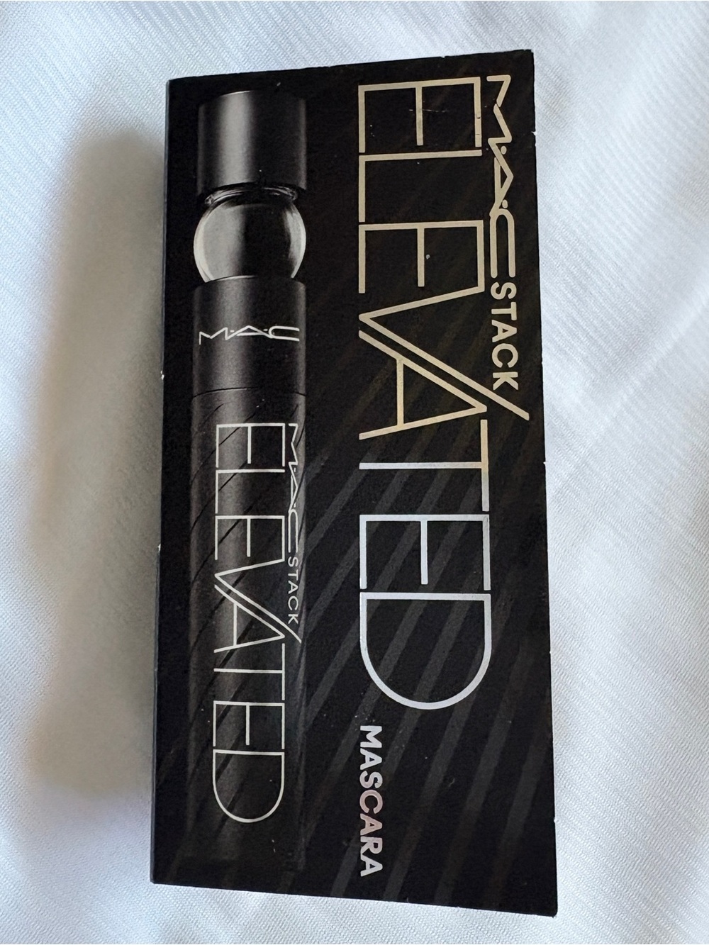 NEW MAC stack elevated mini mascara 3 ml/0.1 fl oz